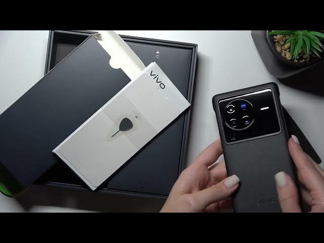 Video thumbnail for Do VIVO X80 Pro comes with a protective silicone case?