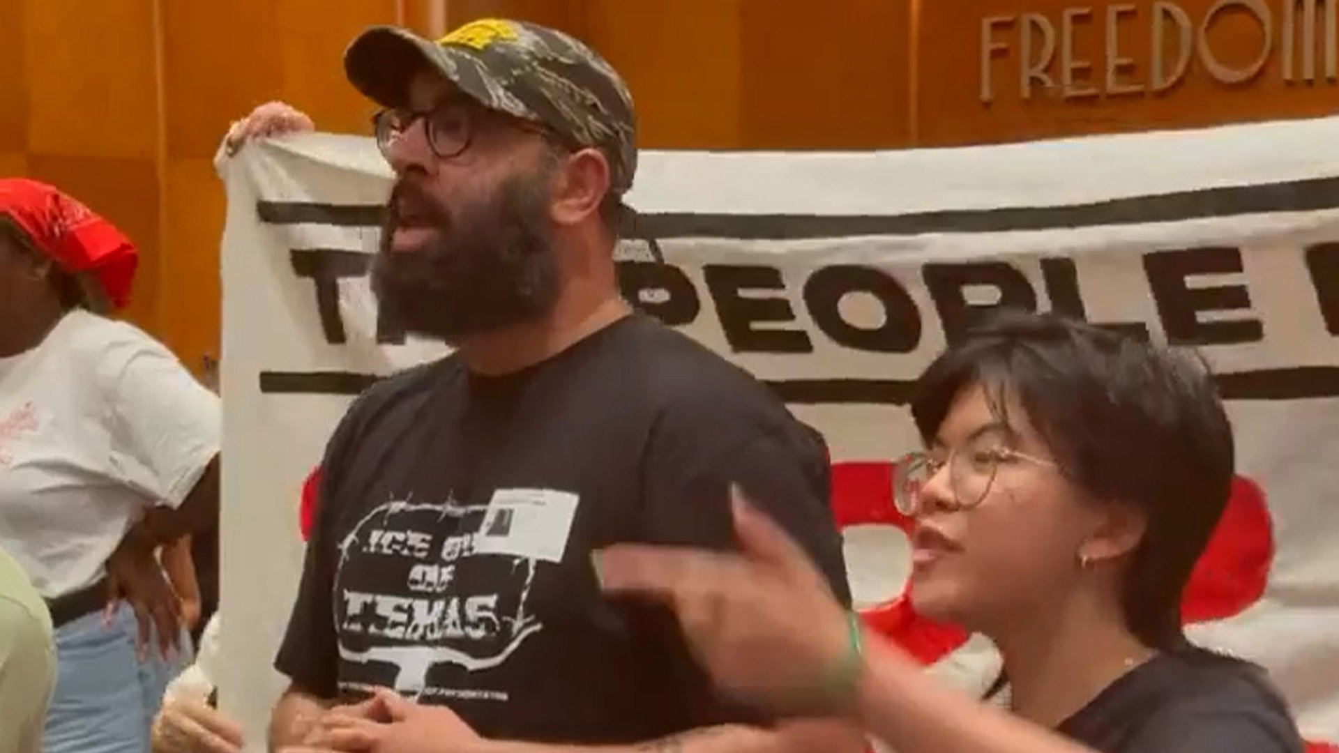 Video thumbnail for ‘Justice for Lorenzo’ protests disrupt Houston council meeting