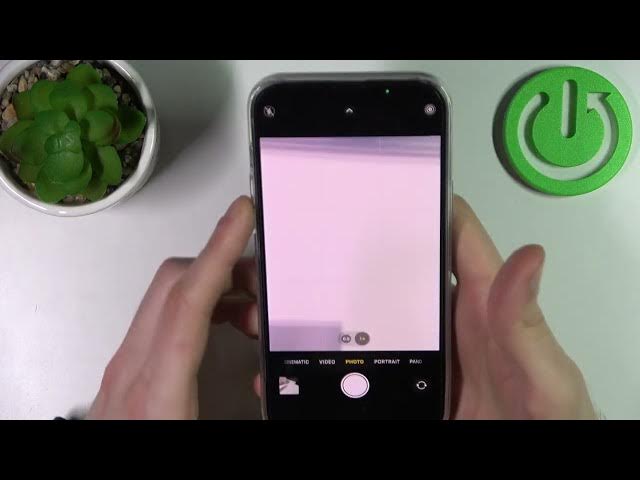 Video thumbnail for How to Take Burst Shot on iPhone 14 Plus