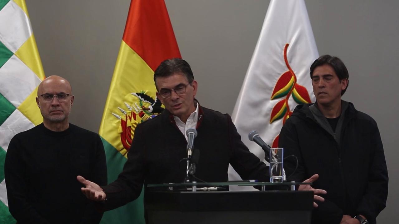 Video thumbnail for Bolivia: Bolivian president addresses blockade deaths and Colombia tensions in press conference.