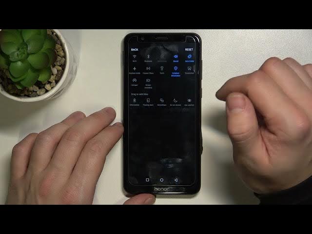 Video thumbnail for Does HONOR 7X have screen cast?