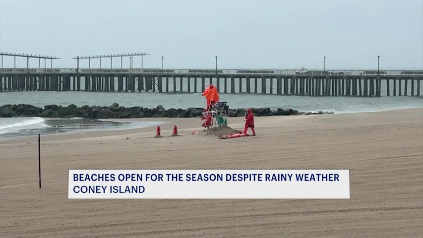 Video thumbnail for Memorial Day weekend isn’t a complete washout for some Brooklynites