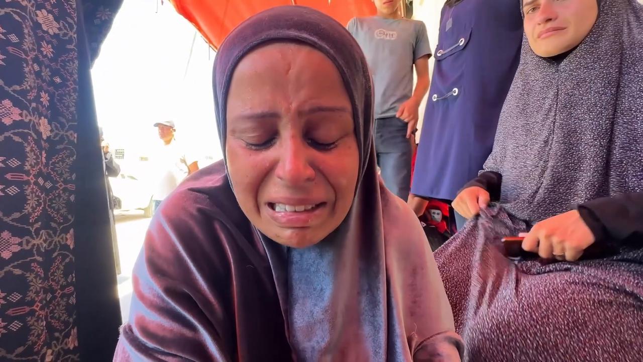 Video thumbnail for Family mourns body of 9-year-old Palestinian girl at Gaza hospital.