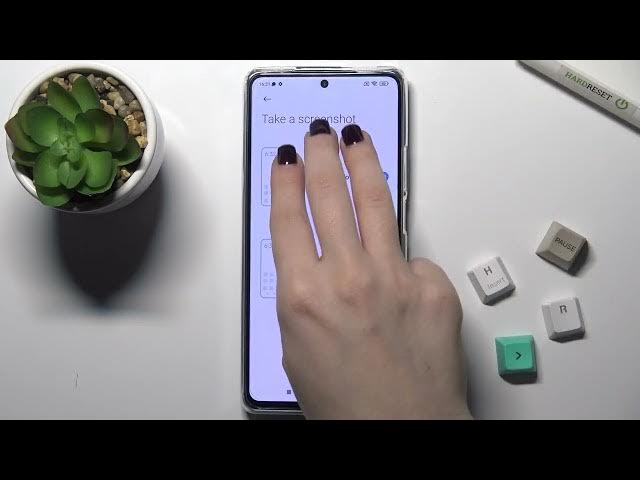 Video thumbnail for How to Take Screenshots with Gestures on XIAOMI 11T