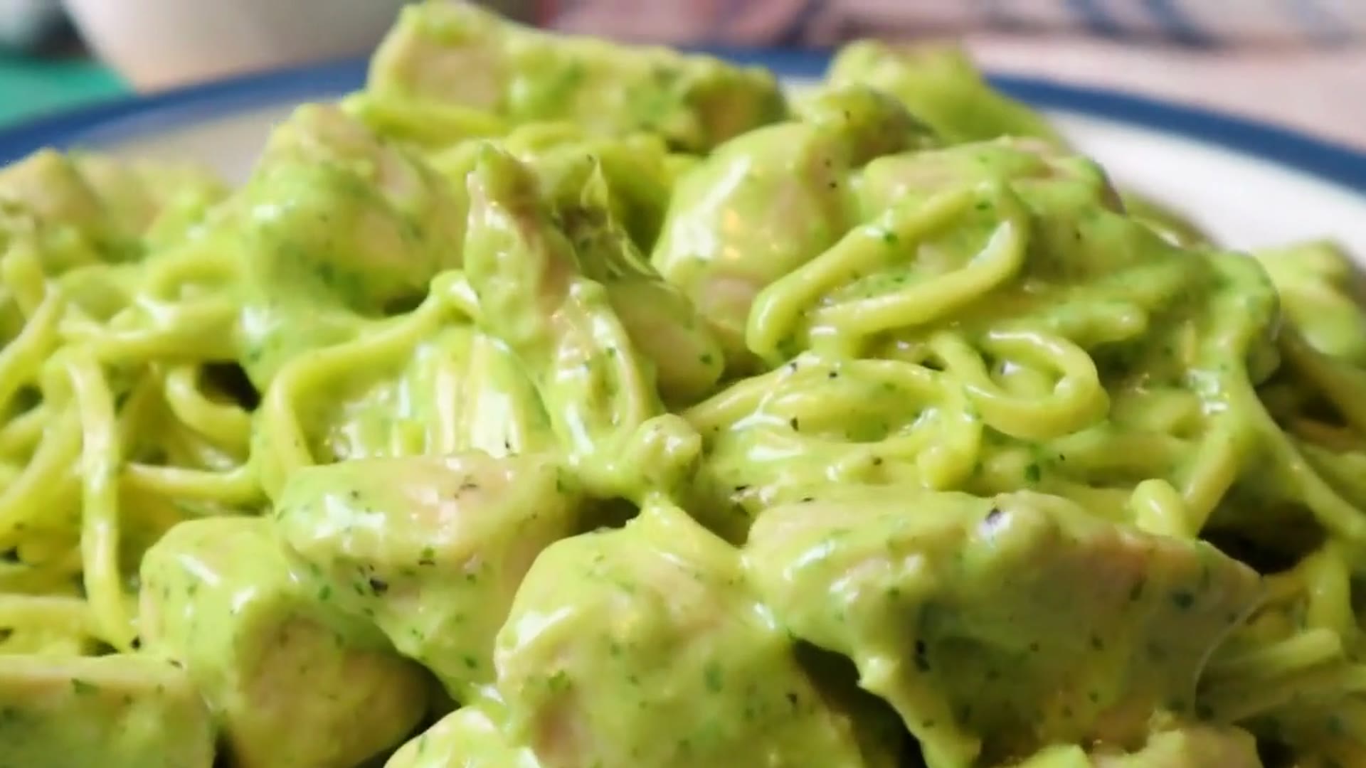 Video thumbnail for Easy Chicken & Pasta Recipe