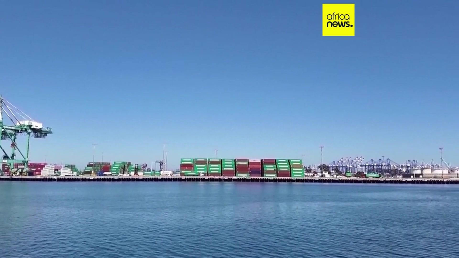 'Video thumbnail for Trump orders new tariffs on key U.S. trade partners'