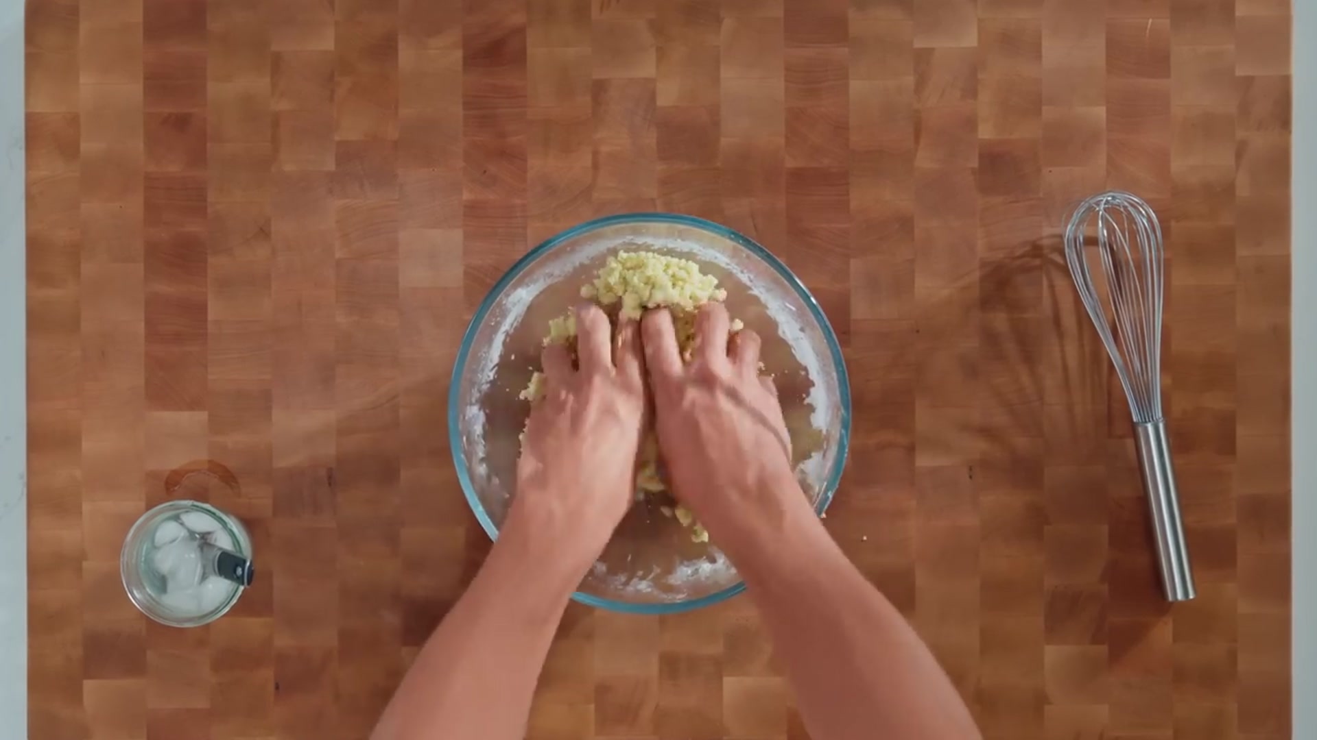 Video thumbnail for The Perfect Lemon Meringue Pie(720P_HD)