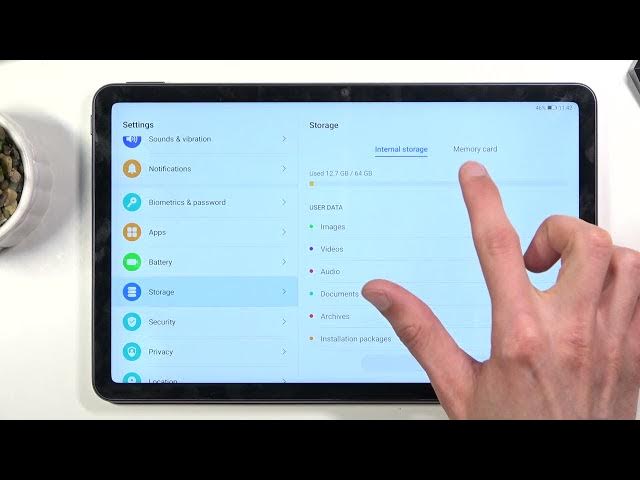 Video thumbnail for How to Format SD Card in HUAWEI MatePad 10.4 – Remove All From SD Card
