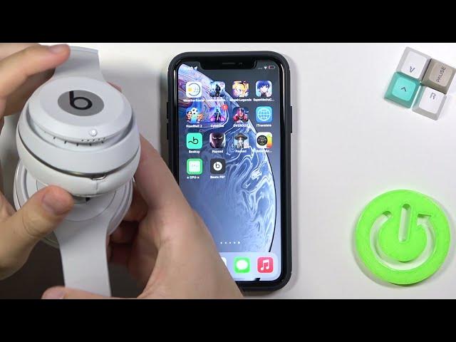 Video thumbnail for How to Link Beats Solo 3 Wireless with iPhone? Connect Beats Solo3 Headphones with iPhone