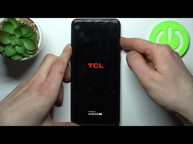 Video thumbnail for How to Boot Into a Fastboot Mode on the TCL 306