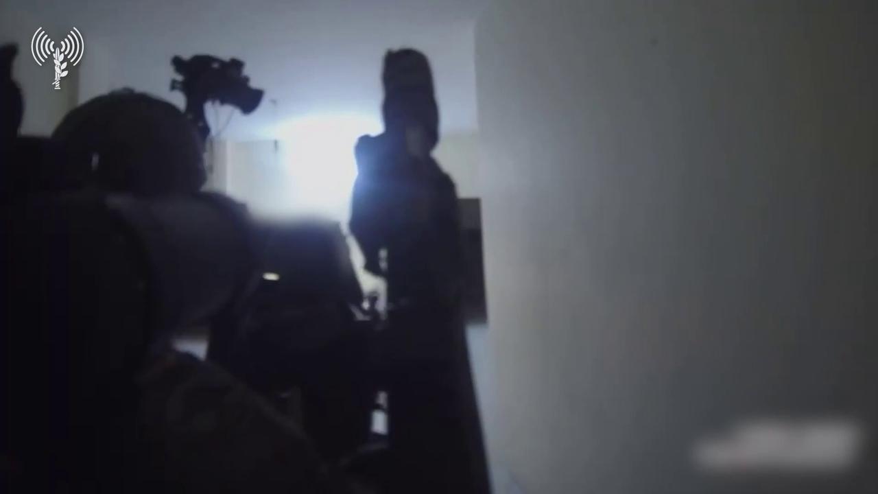 Video thumbnail for Israeli Forces Say Islamic Jihad Member Arrested Near Jenin.