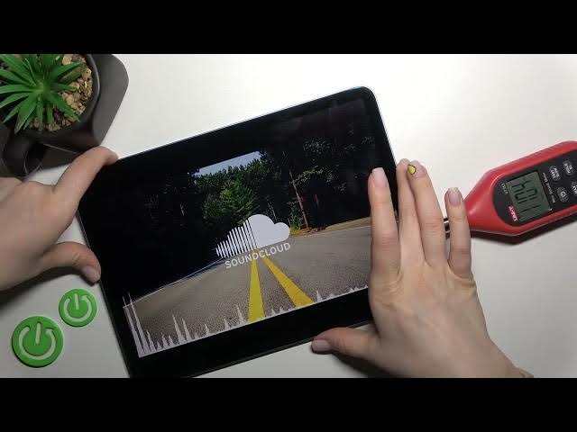 Video thumbnail for iPad Air 5th Gen WiFi - Loudest Speaker Level