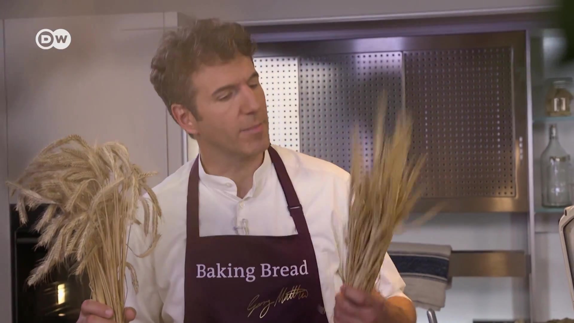 Video thumbnail for Barley Bread Rolls Recipe from Lithuania ¦ EU Politics Explained by Baking Lithuanian Bread Rolls (1080p 25fps H264 128kbit AAC)