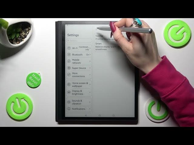 Video thumbnail for Huawei MatePad Paper - How to Change Screen Refresh Mode? Adjust Display Refresh Settings!