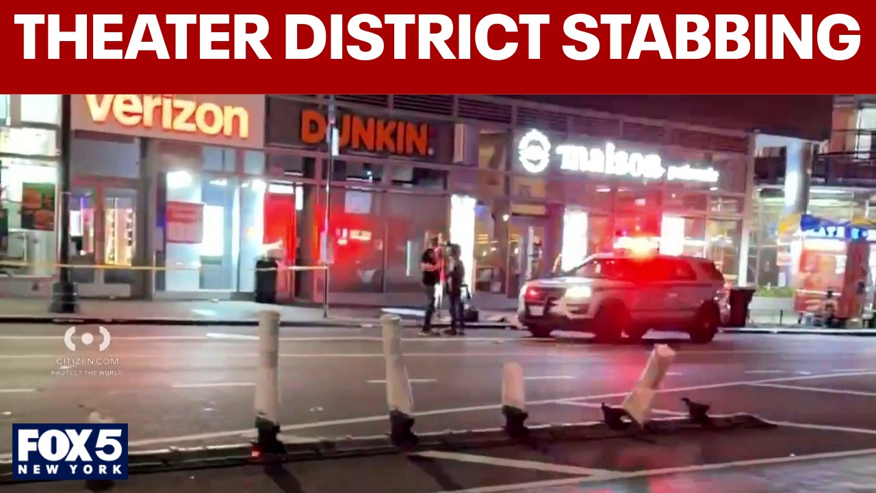Video thumbnail for 2 men stabbed in Theater District, NYPD says