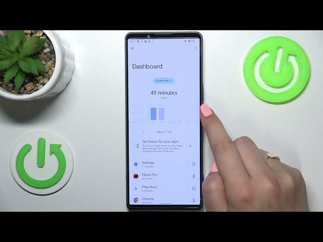 Video thumbnail for How to Check Total Screen Time on SONY Xperia 1 IV - Digital Wellbeing