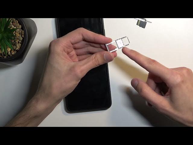 Video thumbnail for XIAOMI Redmi A1 Insert Nano SIM and Micro SD | Open SIM Slot by Eject Tool