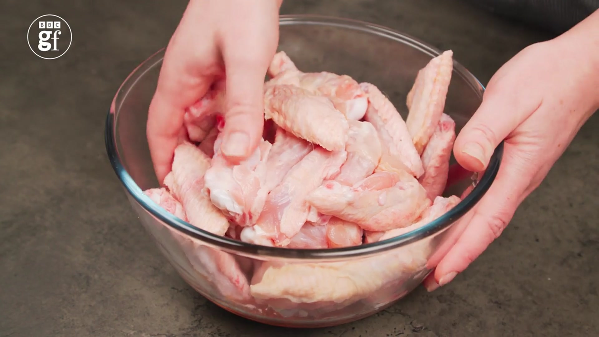 'Video thumbnail for Baked buffalo chicken wings'