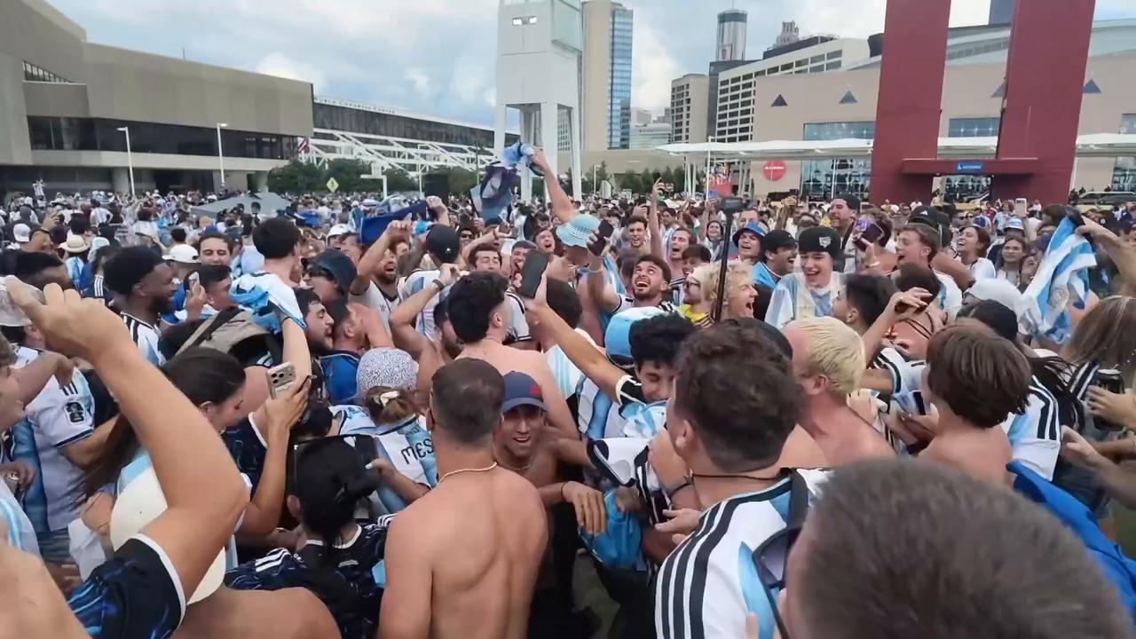 Video thumbnail for US: Argentina fans in Atlanta celebrate World Cup semifinal victory over England.