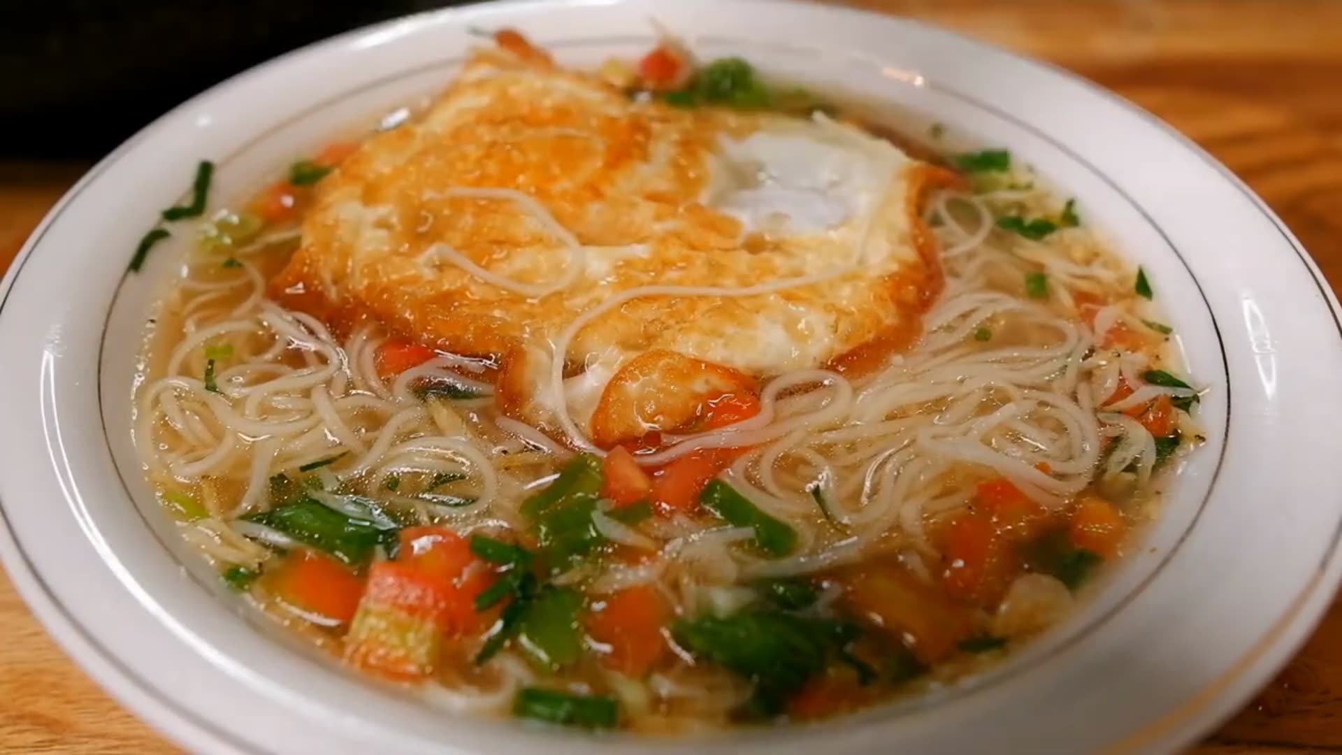 Video thumbnail for Egg Noodles Recipe