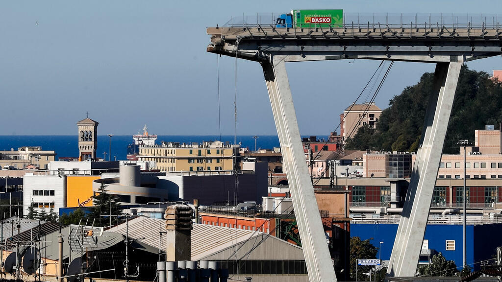 Video thumbnail for Genoa bridge collapse trial highlights Italy's ageing infrastructure issue