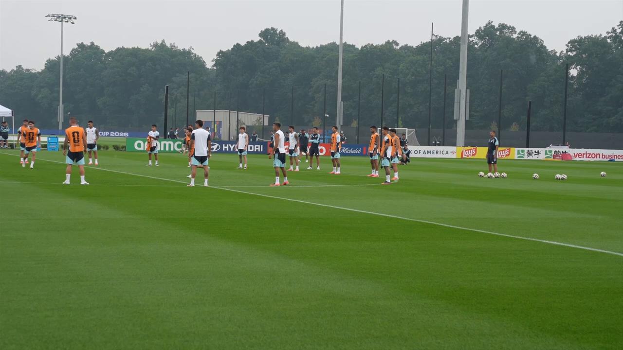 Video thumbnail for Training session by Argentinian team 2.