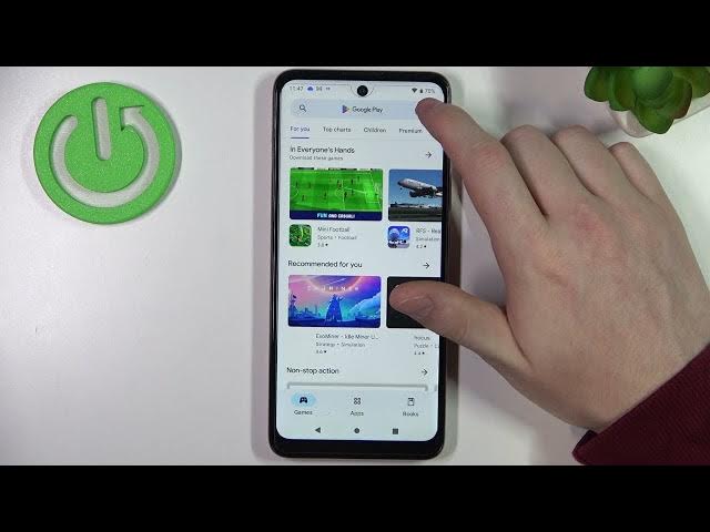 Video thumbnail for How to Turn Off the Parental Control for the Google Play Store on the MOTOROLA Moto E40