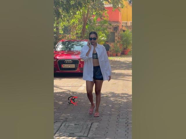 Video thumbnail for #malaikaarora #celebritybuzz