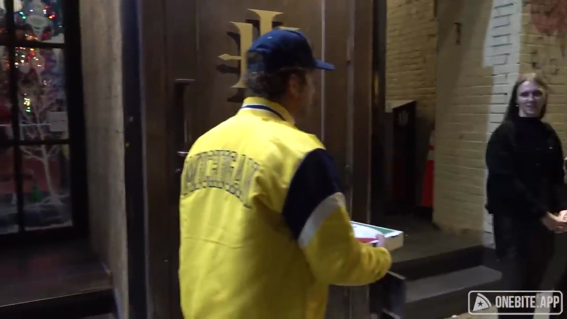 Video thumbnail for Barstool Pizza Review DD s Pizza Co. (Chicago IL)(720P HD)