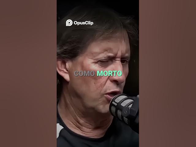 Video thumbnail for Sobrevivência Incrível: 14 Meses à Deriva no Oceano! #shorts