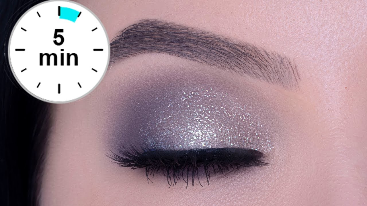 Video thumbnail for 5 MINUTE EASY Glitter Smokey Eye Makeup Tutorial | Maven Beauty
