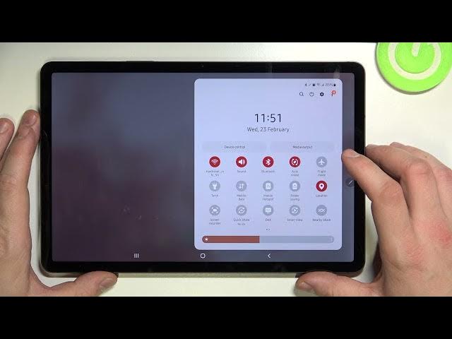 Video thumbnail for Does SAMSUNG Galaxy Tab S8 Have Screen Mirroring?