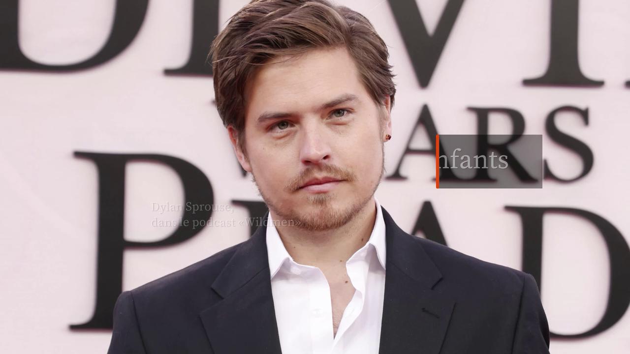 Video thumbnail for Dylan Sprouse compare le métier d'enfant-acteur à celui de mineur.