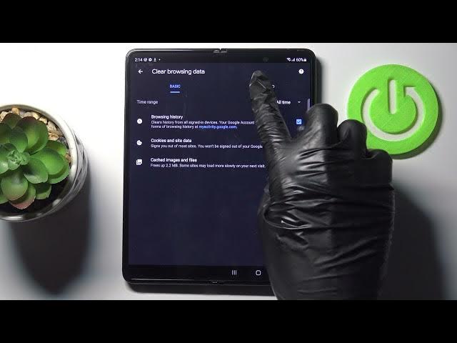 Video thumbnail for How to Clear Browsing Data in Samsung Galaxy Z Fold 3 5G? Clear Browser Data