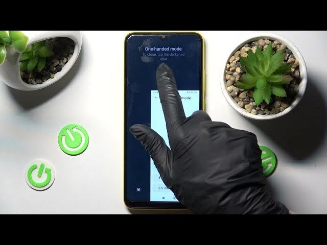 Video thumbnail for How to use POCO C40 with one hand? | One Handed Mode Instructions