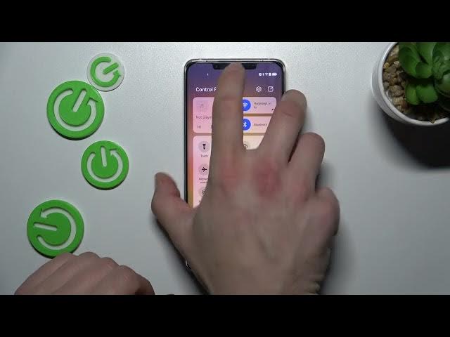 Video thumbnail for How to Turn Off the Flashlight on the HUAWEI Mate 50 Pro - Disable the Torch