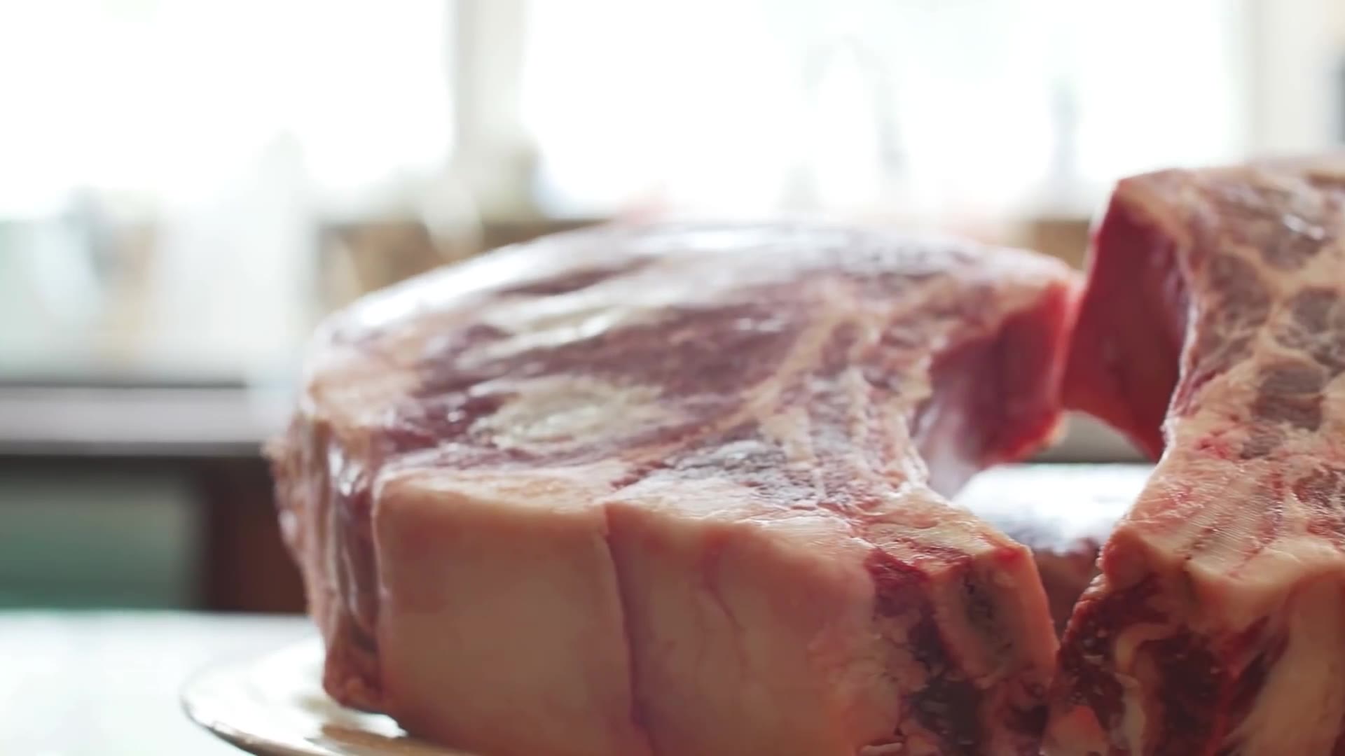 Video thumbnail for Mistakes Everyone Makes When Pan Searing Steak