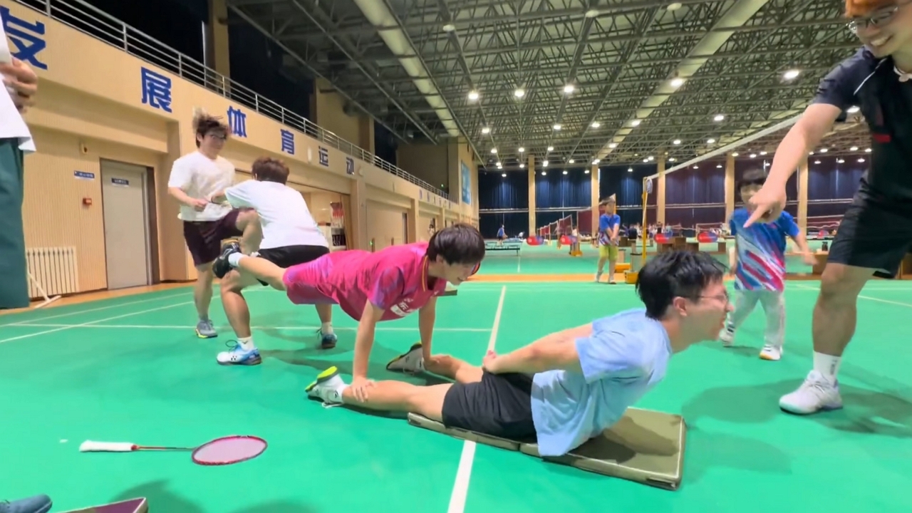 Video thumbnail for Young Men Perform Synchronized Strength and Agility Routine in Shandong