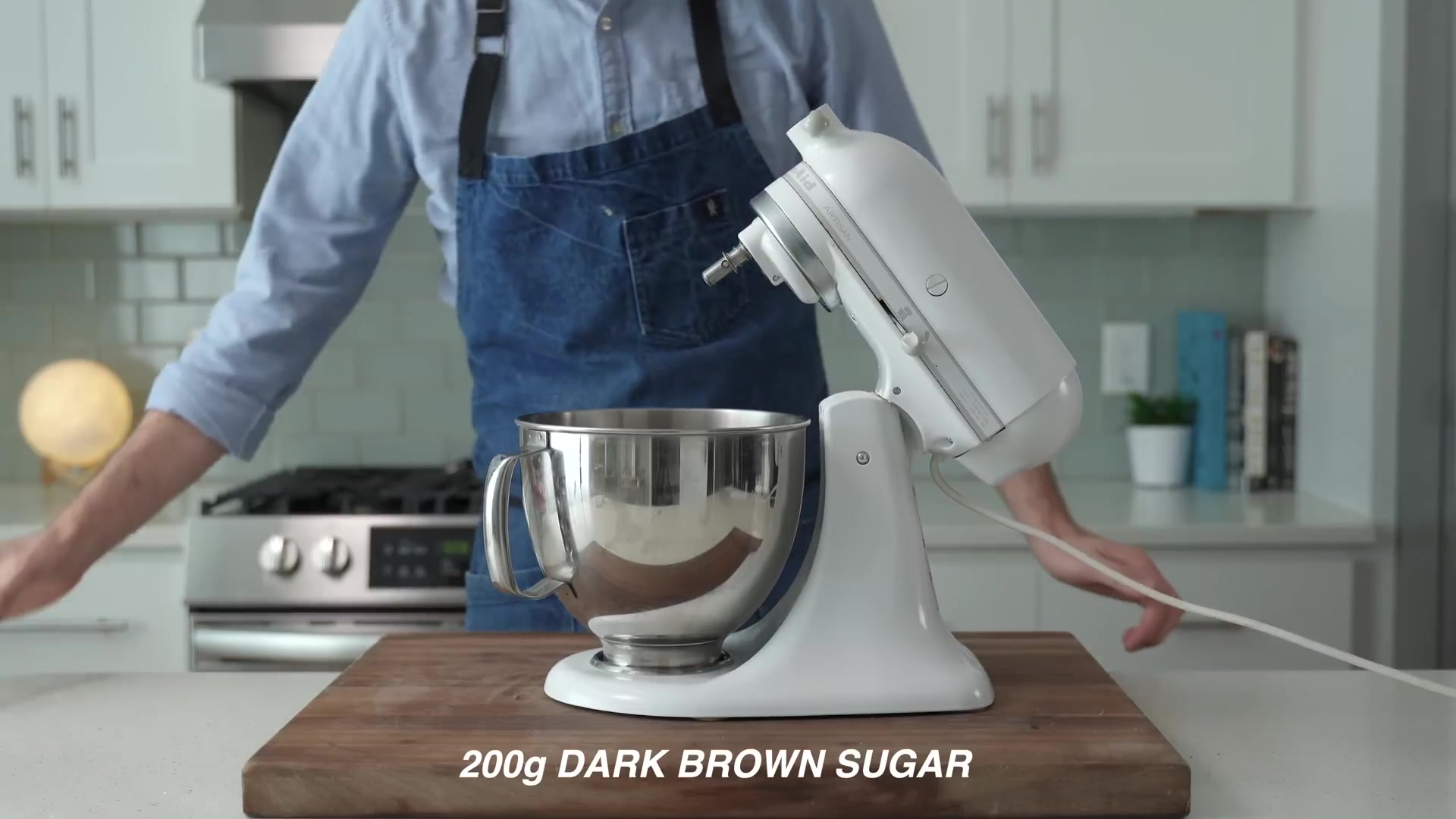 Video thumbnail for 32.CHOCOLATE CHIP COOKIES [The Only Chocolate Chip Cookie Recipe You Need] (1080p 30fps)