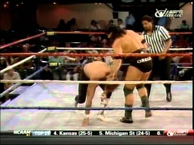 Video thumbnail for Billy Jack Haynes vs Gary Keys UWF Wrestling w/Bruno Sammartino