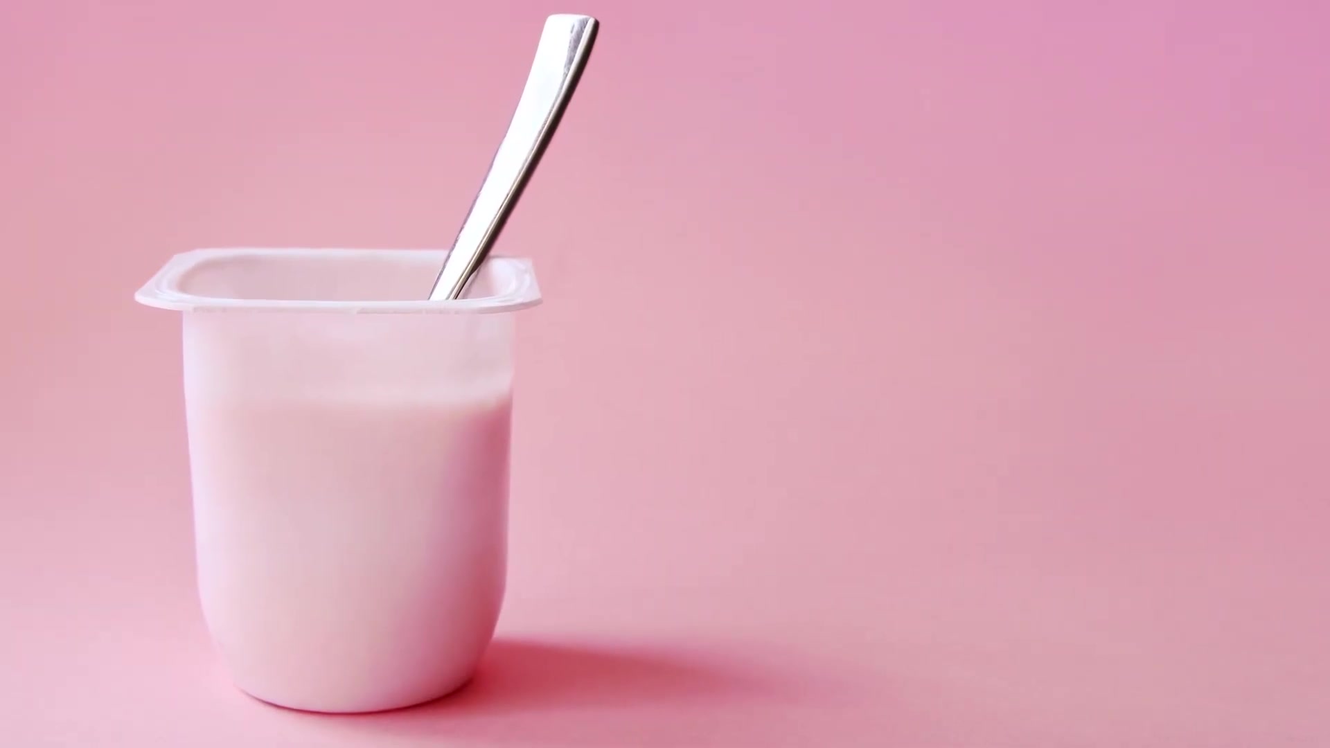 'Video thumbnail for The One Mistake You Should Avoid At Hotel Breakfast Buffets'