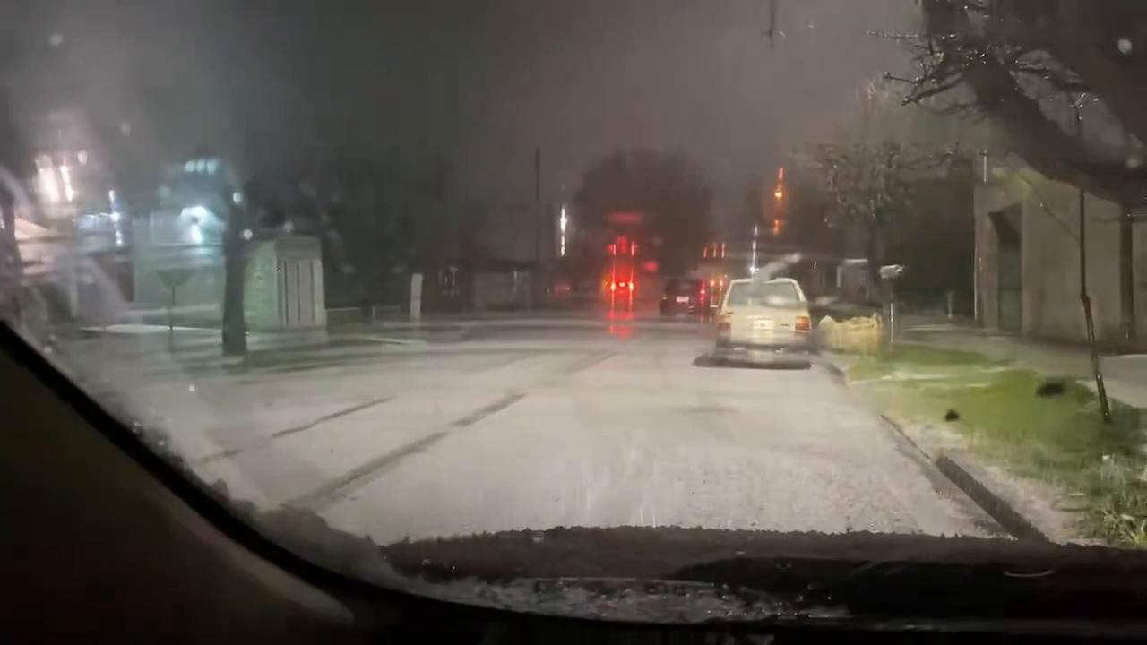 Video thumbnail for Argentina: Rare Graupel Storm Coats Bahía Blanca in White.
