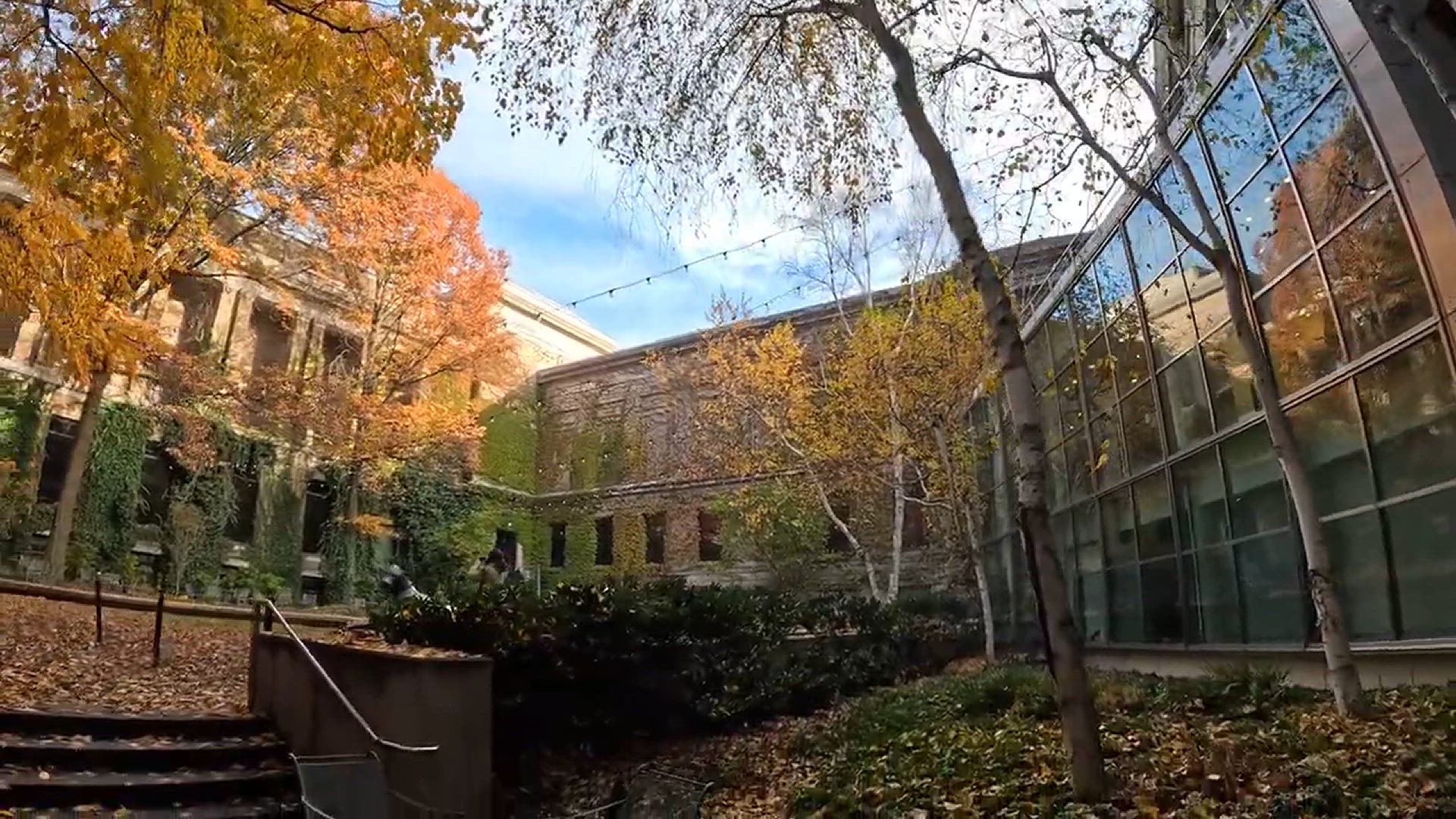 'Video thumbnail for Inside the MFA Courtyard - One of the Most Peaceful and Enjoyable Spots In Boston - 4K 🖼️🎨👩🏻‍🎨👩🏽‍🎨'