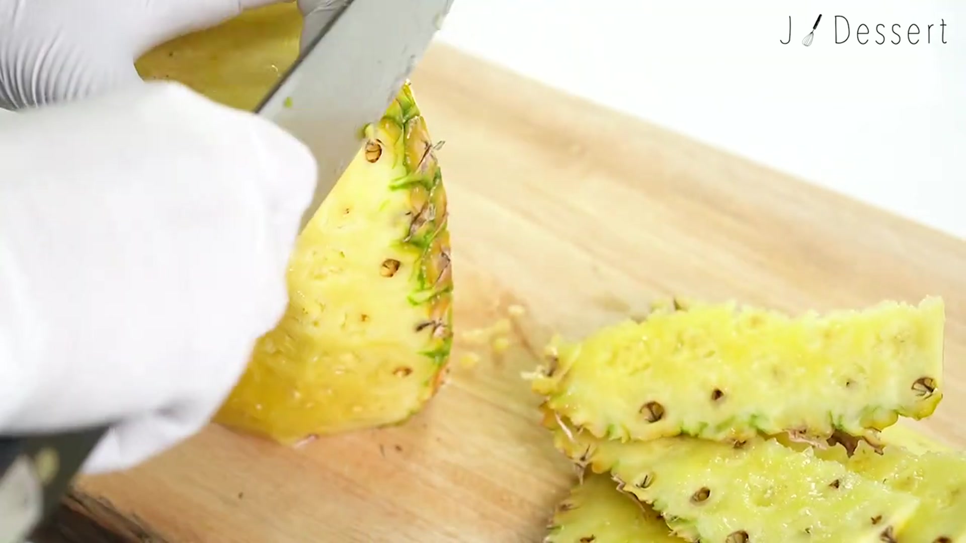 Video thumbnail for 맛있는 파인애플청 에이드 _ 무알콜 피나콜라다 만들기 Pineapple Ade _ Pina Colada __ 지니 Jiny(720P_HD)