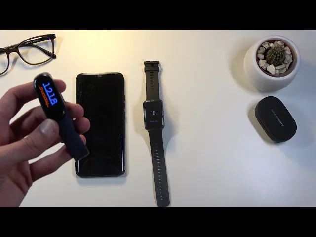 Video thumbnail for Unboxing of HUAWEI Fit – First Impression / Quick Review