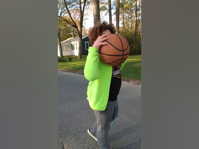 Video thumbnail for basketball kid