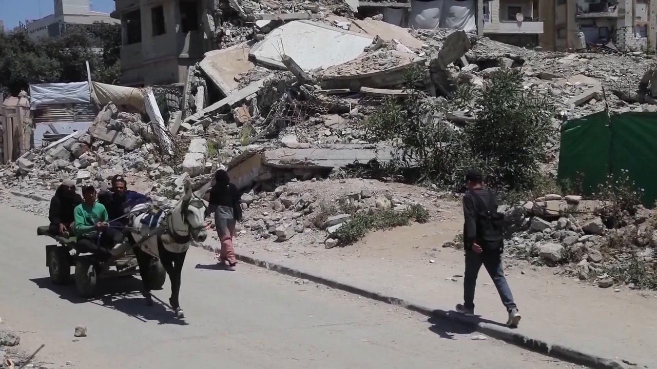 Video thumbnail for Hamas says ready to hand over governance in Gaza.