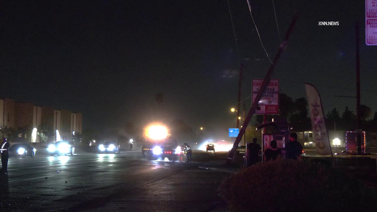 Video thumbnail for US, Phoenix: Phoenix Power Outage After Car Crashes Into Power Pole.