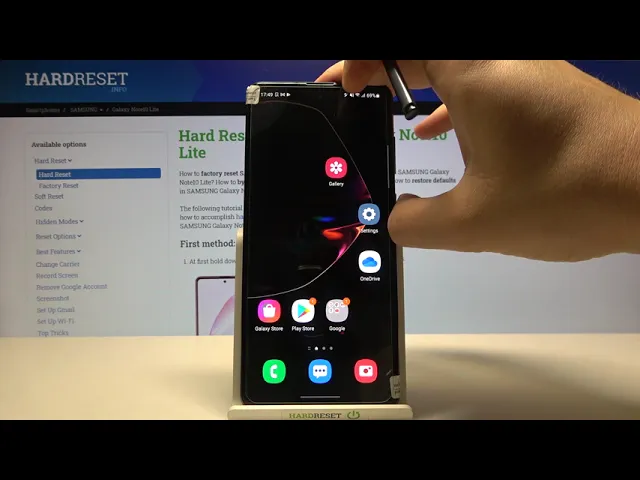 Video thumbnail for How to Turn On Always on Display in Samsung Galaxy Note 10 Lite? Display Feature