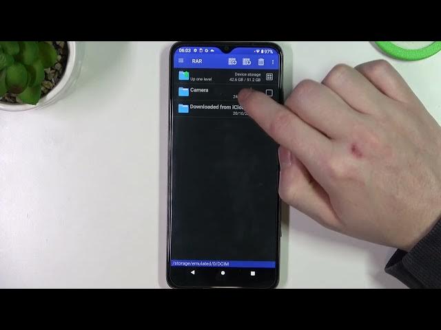 Video thumbnail for MOTOROLA Moto E22 - How To Pack Files Into RAR & ZIP Archives